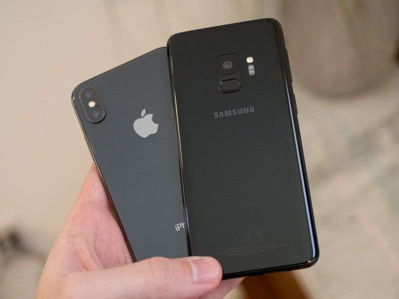 Samsung Galaxy S9 and iPhone X
