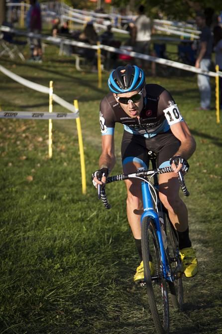 James Driscoll (Raleigh / Clement) gets the winning gap