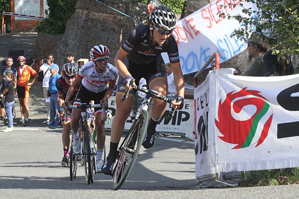 Elisa Longo Borghini (Wiggle High5) attacks to win Giro dell'Emilia