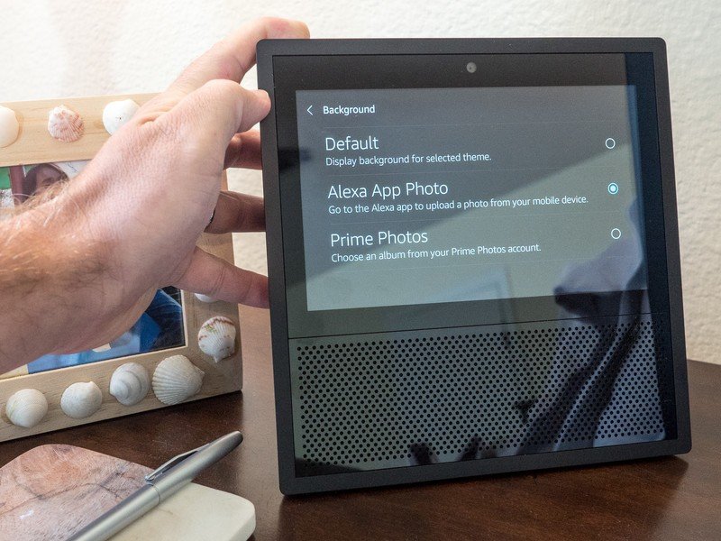 Amazon Echo Show review: Alexa gets fancy | Android Central