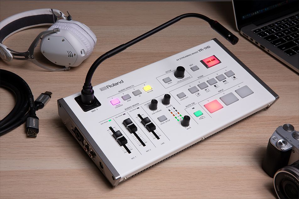 Roland launches a highend streaming mixer for multicamera setups PC