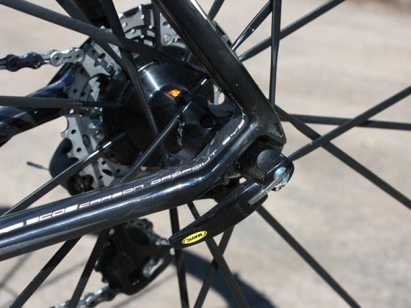 New carbon dropouts also replace the old aluminum ones but total frame weight still climbs to about 980g for a large size.