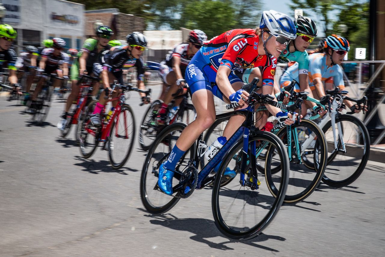 Taylor Wiles (UnitedHealthcare) corners in the bunch during stage 4 at Tour of the Gila