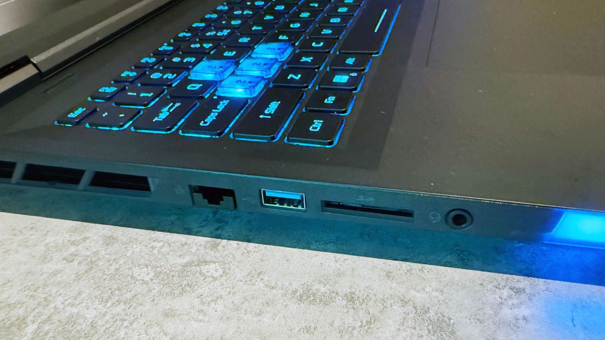 Acer Predator Helios 18 AI gaming laptop at CES 2025