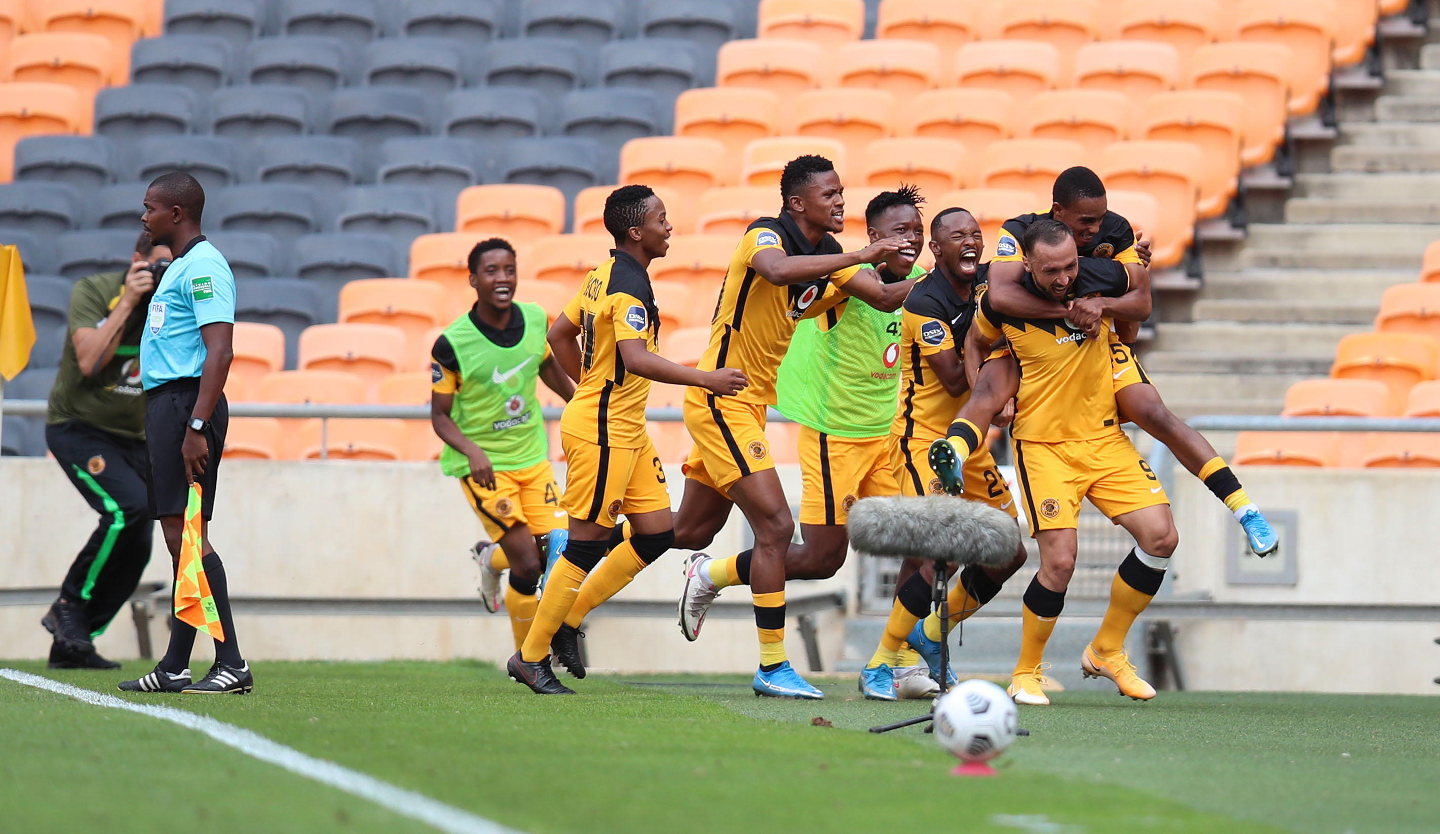 Kaizer Chiefs vs Orlando Pirates