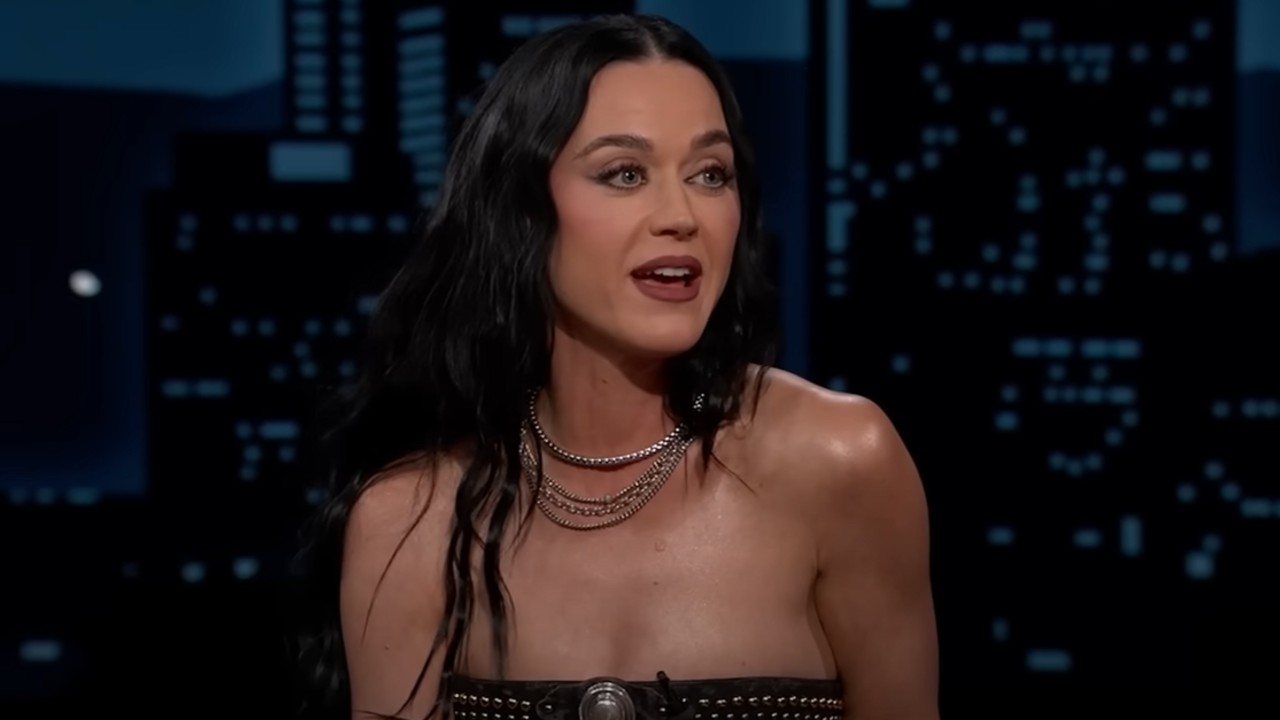 Insider Drops Claims About Why Katy Perry’s Friends Are Concerned Amid Her ‘Flirty Friendship’ With Justin Trudeau Insider Drops Claims About Why Katy Perry’s Friends Are Concerned Amid Her ‘Flirty Friendship’ With Justin Trudeau