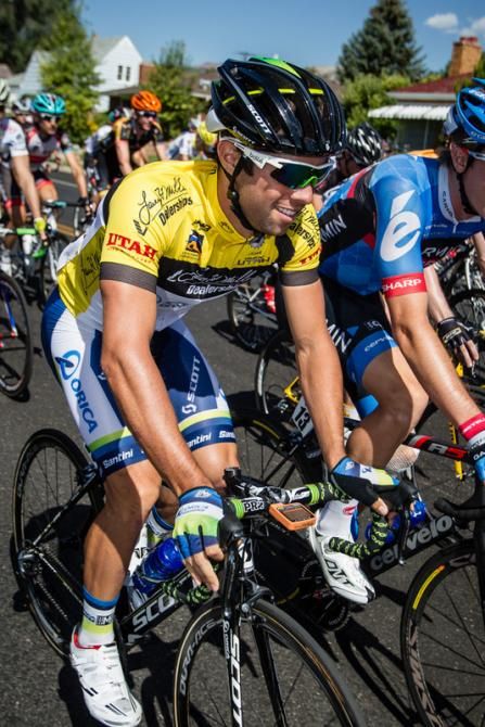 Michael Matthews (Orica-GreenEDGE) begins the day in yellow.