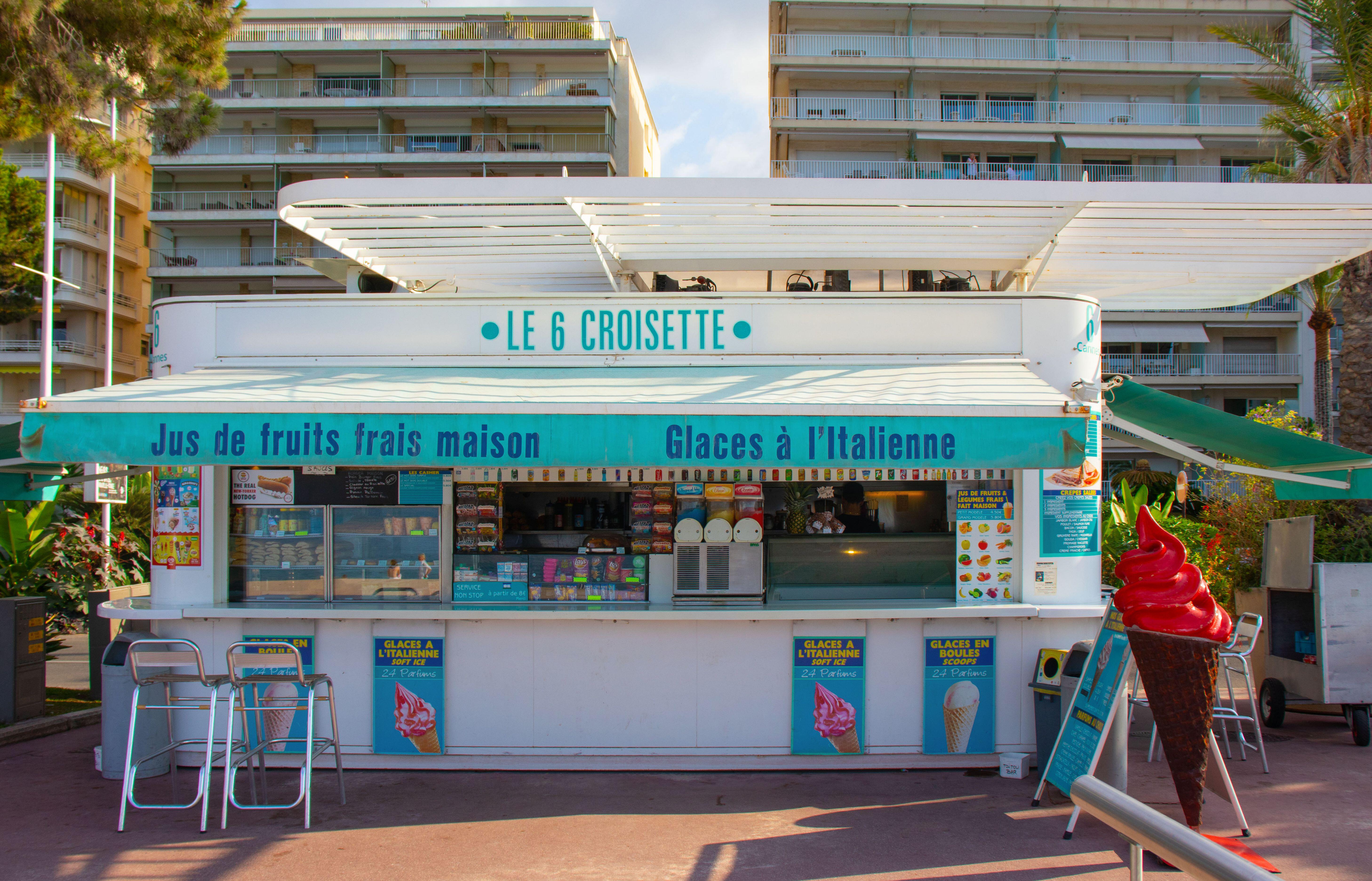 Azure coloured kiosk on the Cannes Croisette