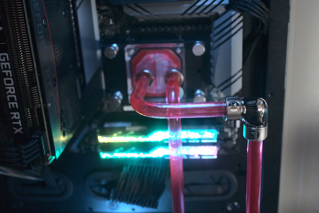 Thermaltake Tower 900