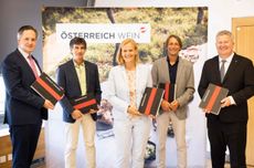 UNEINGESCHRAENKTE-NUTZUNG_OeWM_Anna-Stoecher_riedenkarten_web.jpg