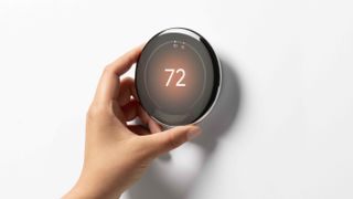 The Nest Learning Thermostat 4th Gen in Polished Silver