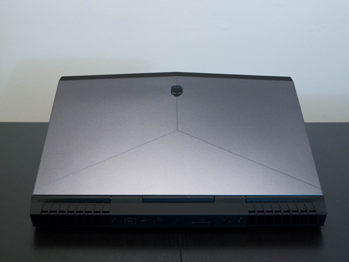 Alienware 15 R3 Review - Tom's Hardware | Tom's Hardware