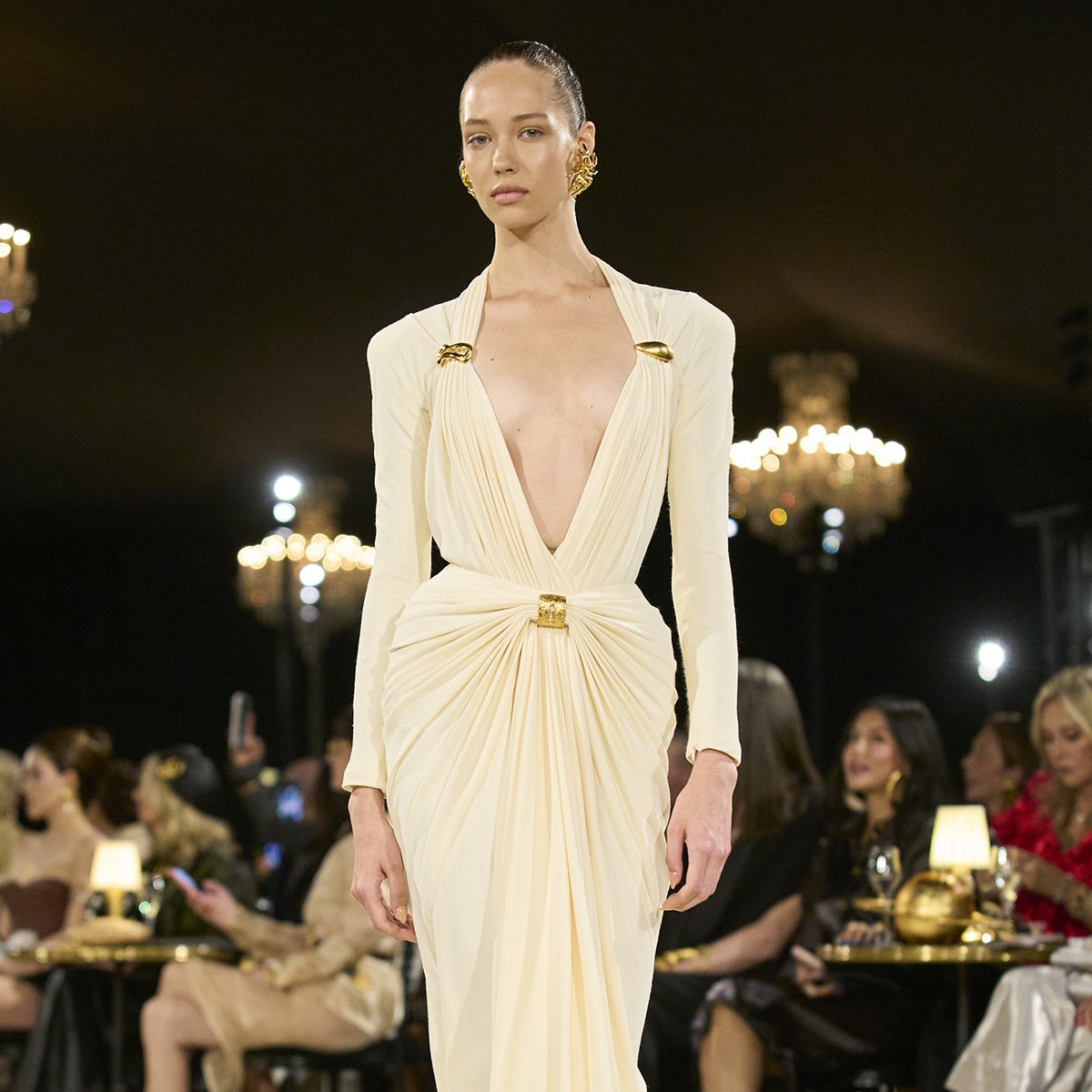 Schiaparelli S/S 27 runway