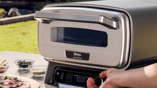 Ninja Artisan Outdoor Pizza Oven