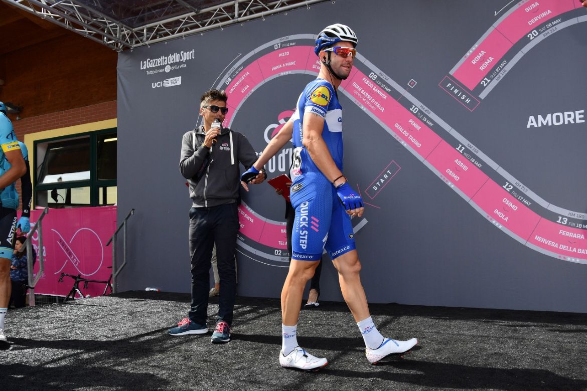 Fabio Sabatini walks onto the sign on podium