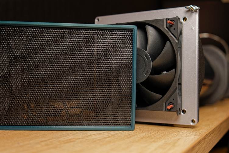 PC Fan Faceoff: Arctic P12 Pro vs Noctua NF-A12x25 G2