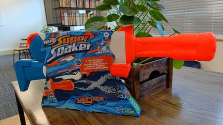 Nerf Super Soaker Twister in box