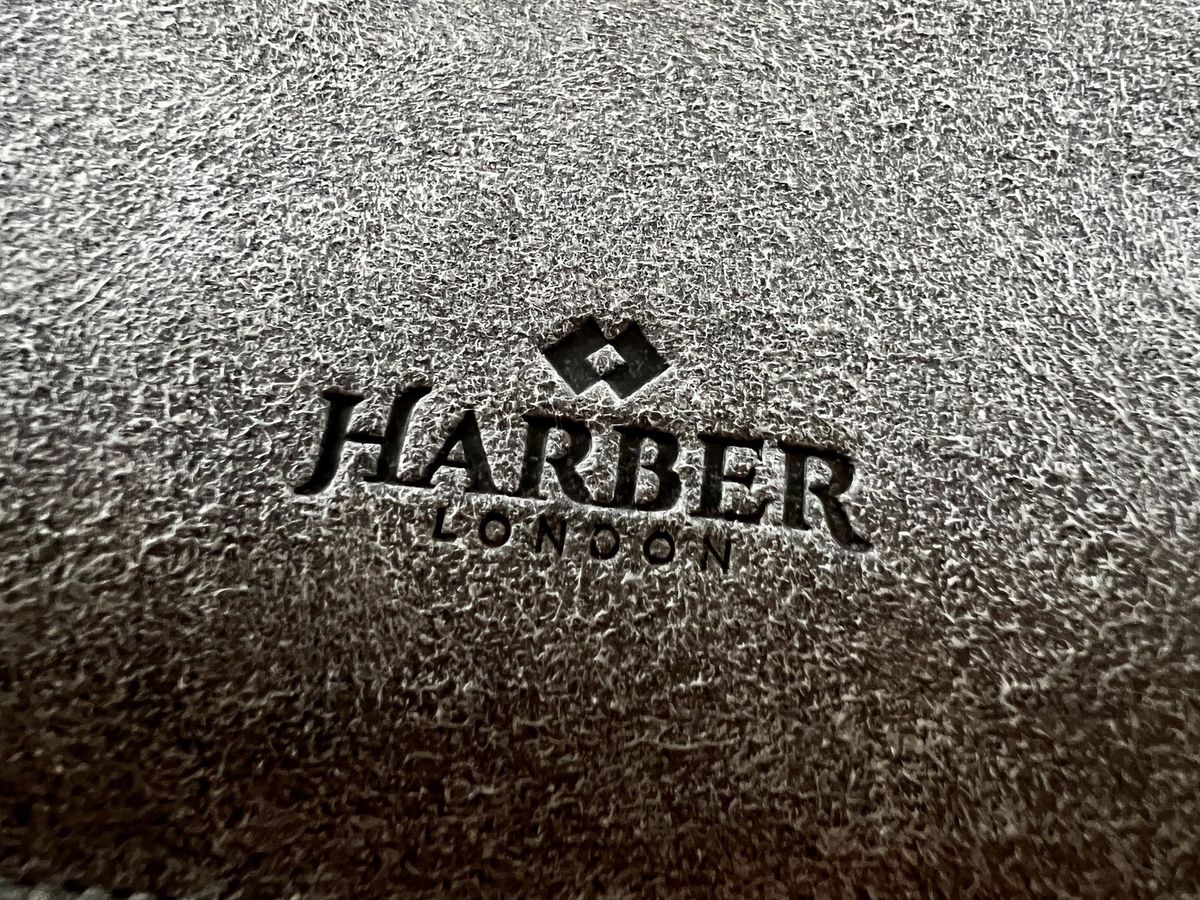 Harber London Slim Microfiber Macbook Sleeve Case Logo
