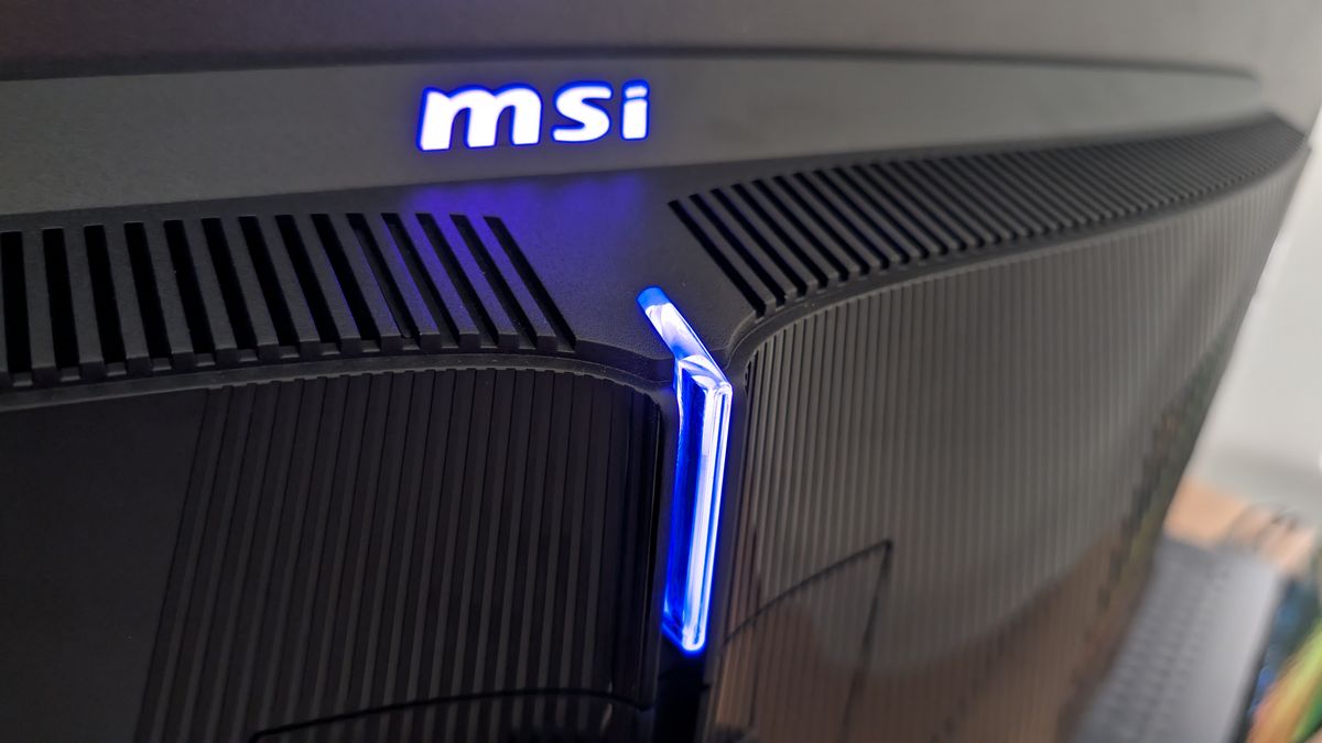 MSI MPG 321CURX QD-OLED