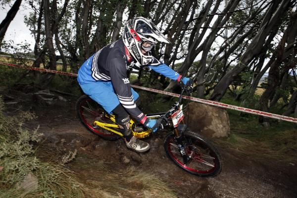 Bryn Atkinson (Transition Racing - Oakley) won the elite men's event.