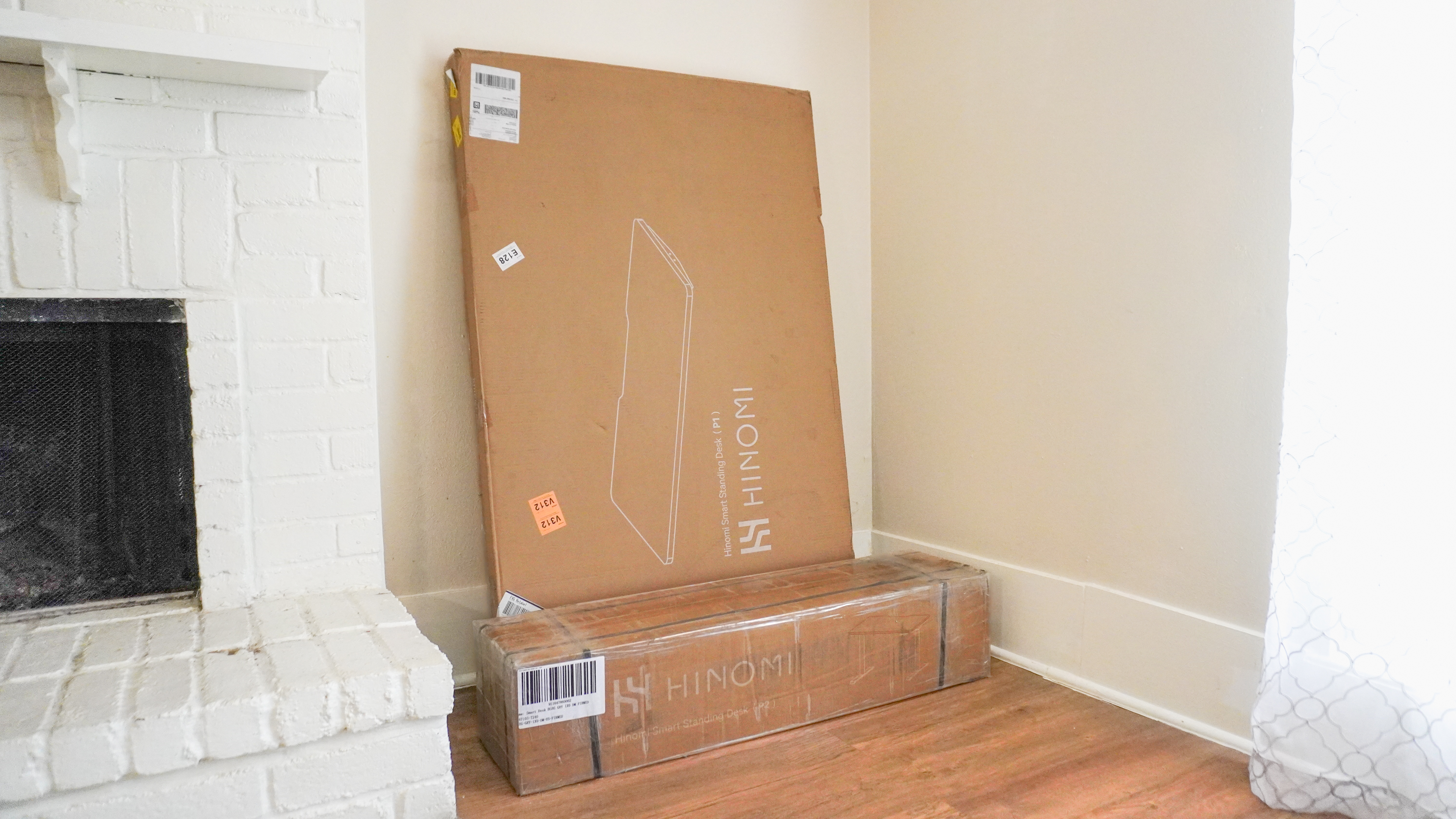 The two boxes that the Hinomi S1 standing desk arrived in
