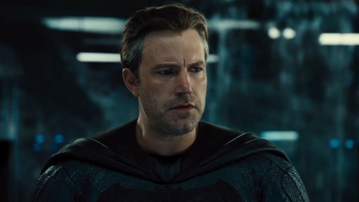 Watch Ben Affleck get buff in a clip from Batman v Superman: Dawn of  Justice Ultimate Edition