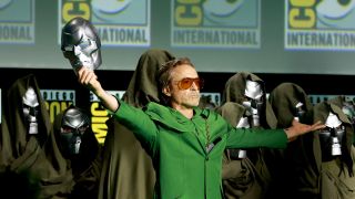 Robert Downey Jr. taking of Doctor Doom's mask at Comic-Con