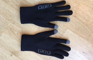 Image shows Giro's Xnetic H20 gloves