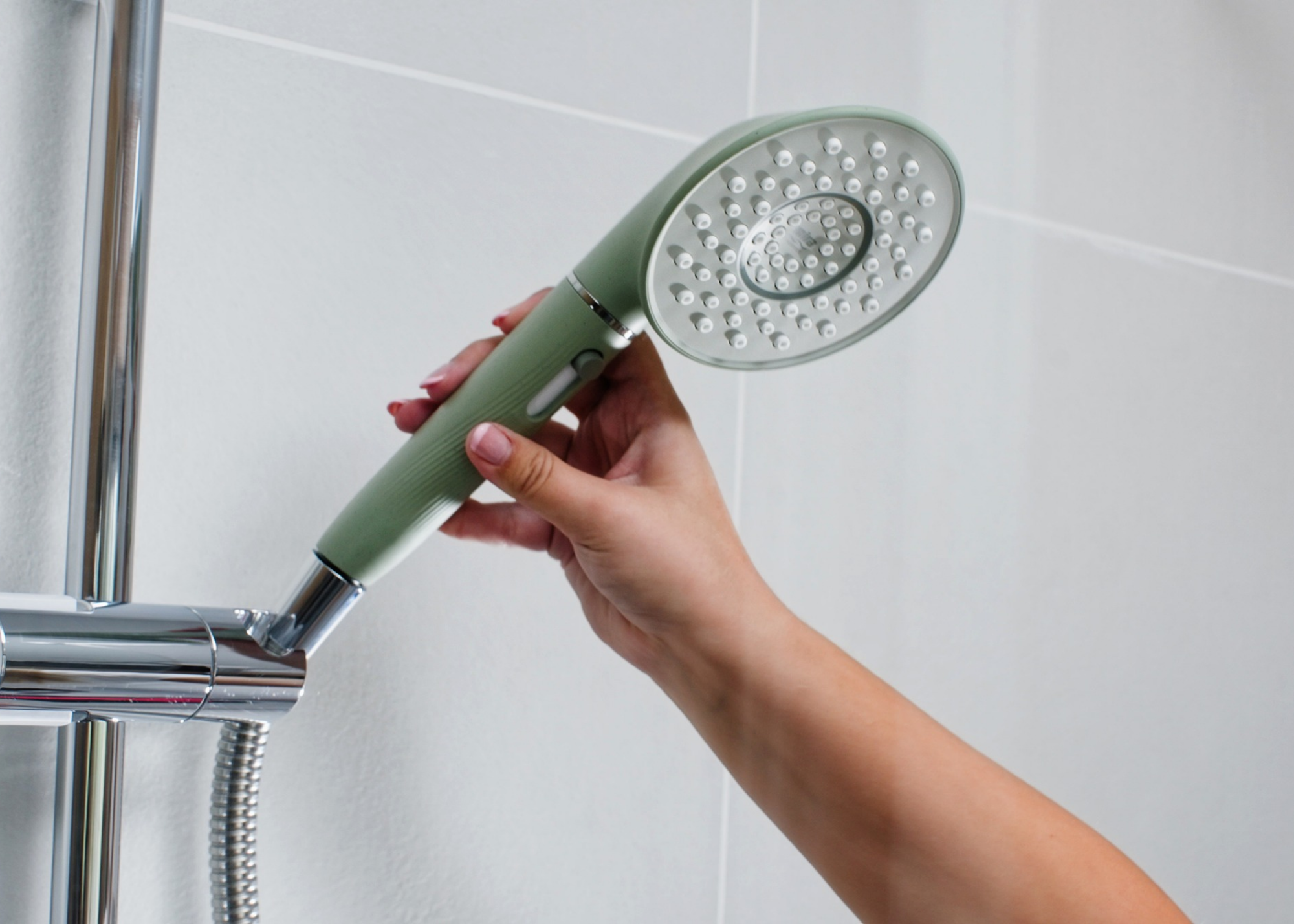 Mira Dramatik in Matcha Green