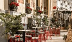 outdoor terrace at Hospes Puerta de Alcal&aacute;