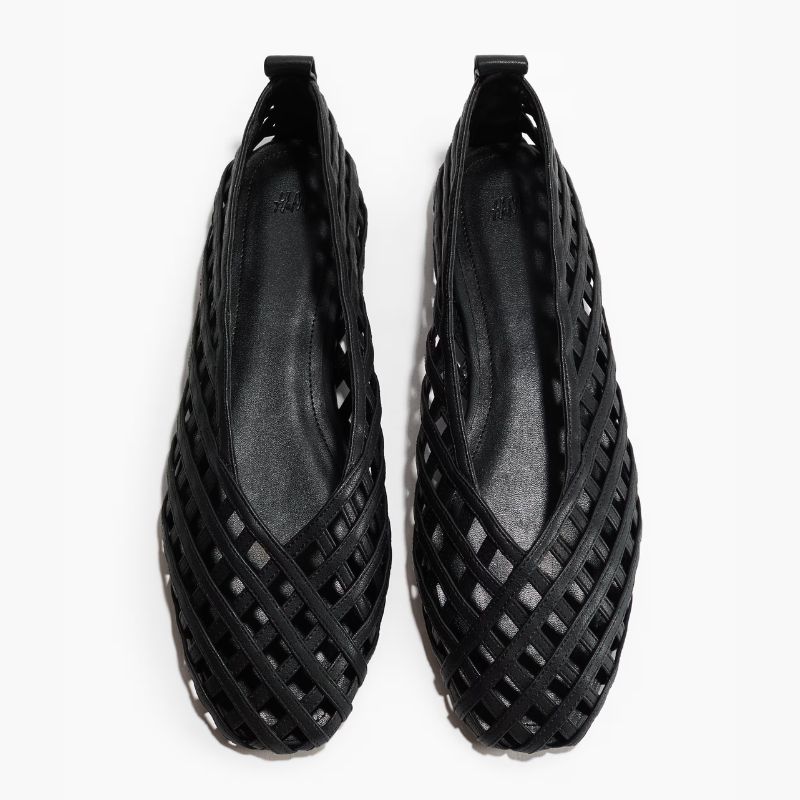 Braided-look ballet flats cut out