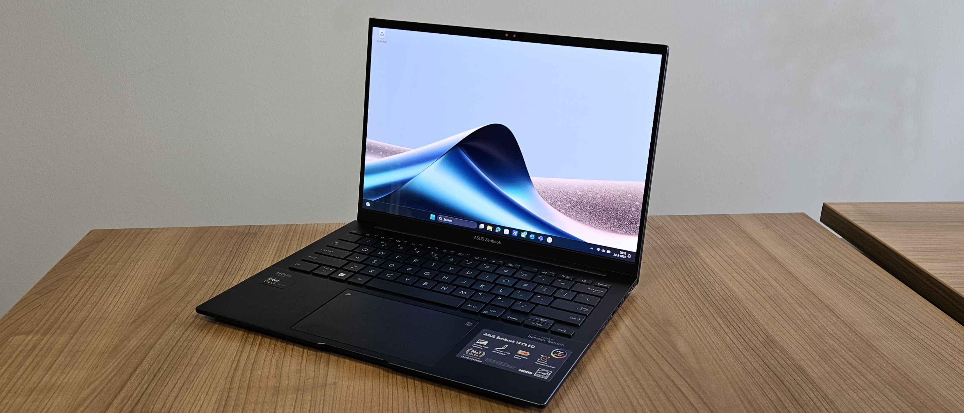 ASUS Zenbook 14 OLED