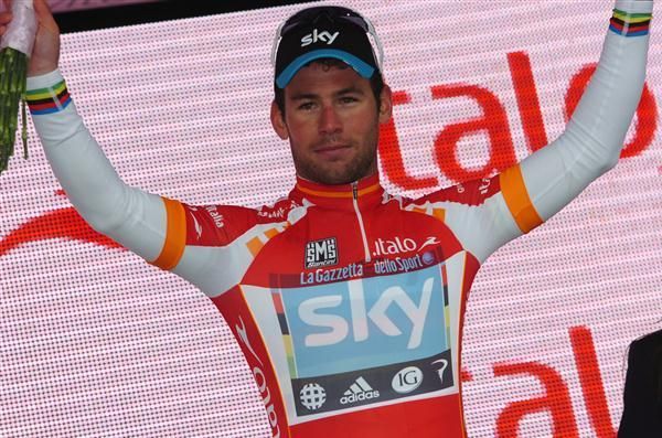 Cavendish takes the red jersey from Sky teammate Geraint Thomas after climbing to the top of the points classification