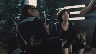 Jeffrey Wright and Amanda Plummer in The Hunger Games: Catching Fire