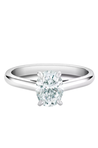 Db Classic Oval-Shaped Diamond Ring