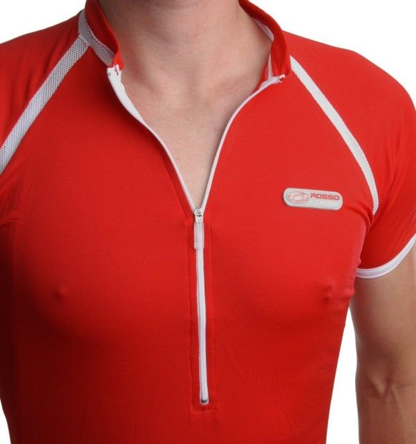 A long front zip helps with cooling on really hot days