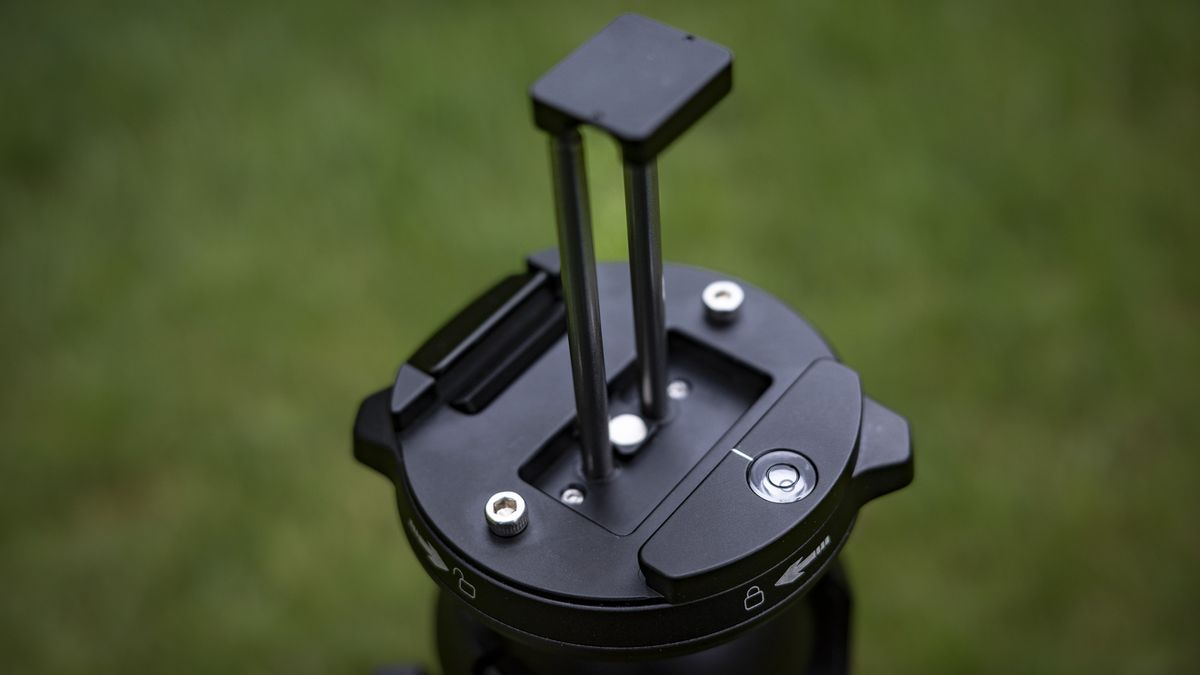 Heipi 3-in-1 travel tripod outdoors