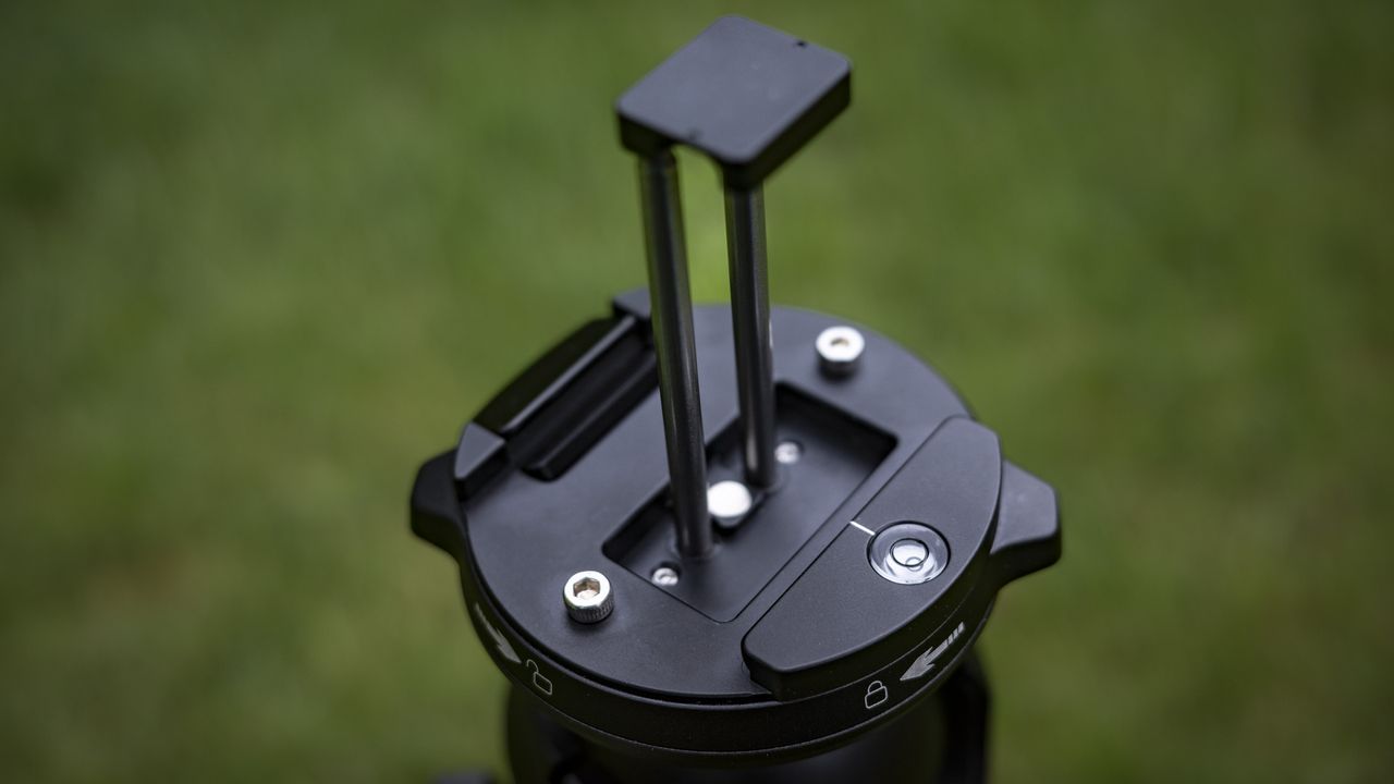 Heipi 3-in-1 travel tripod outdoors