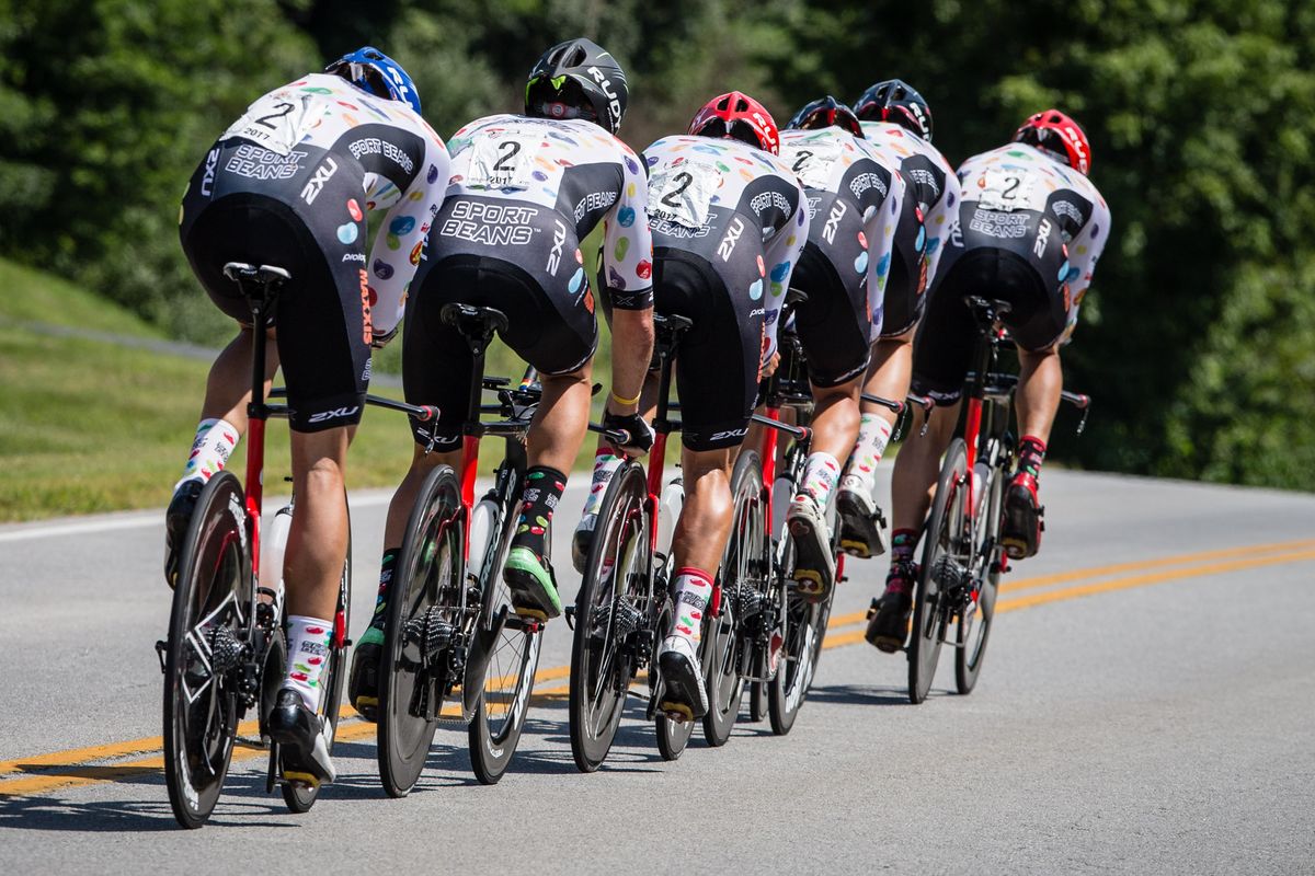 Jelly Belly ride wheel to wheel on the way to the win