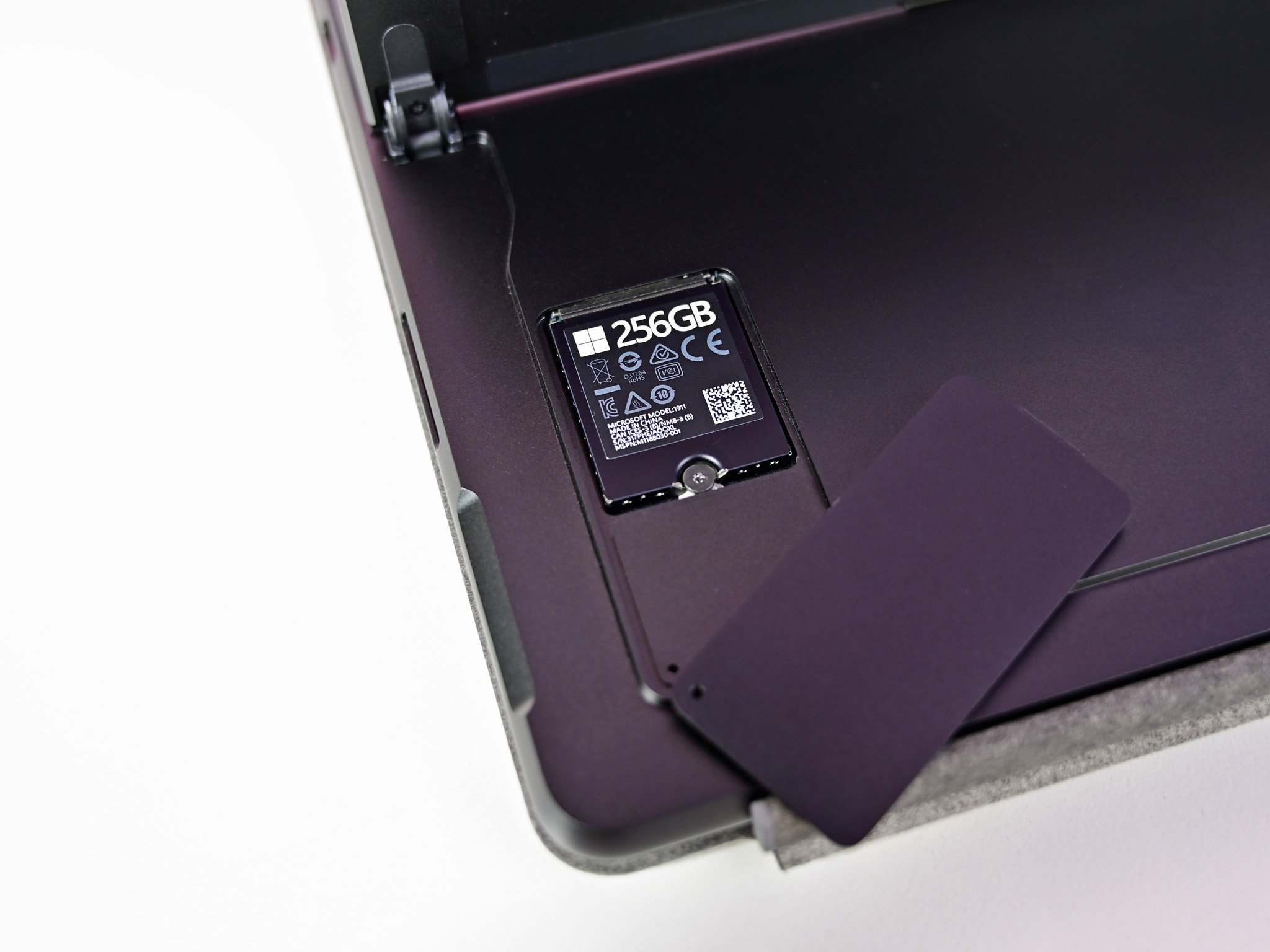 microsd card surface pro ports