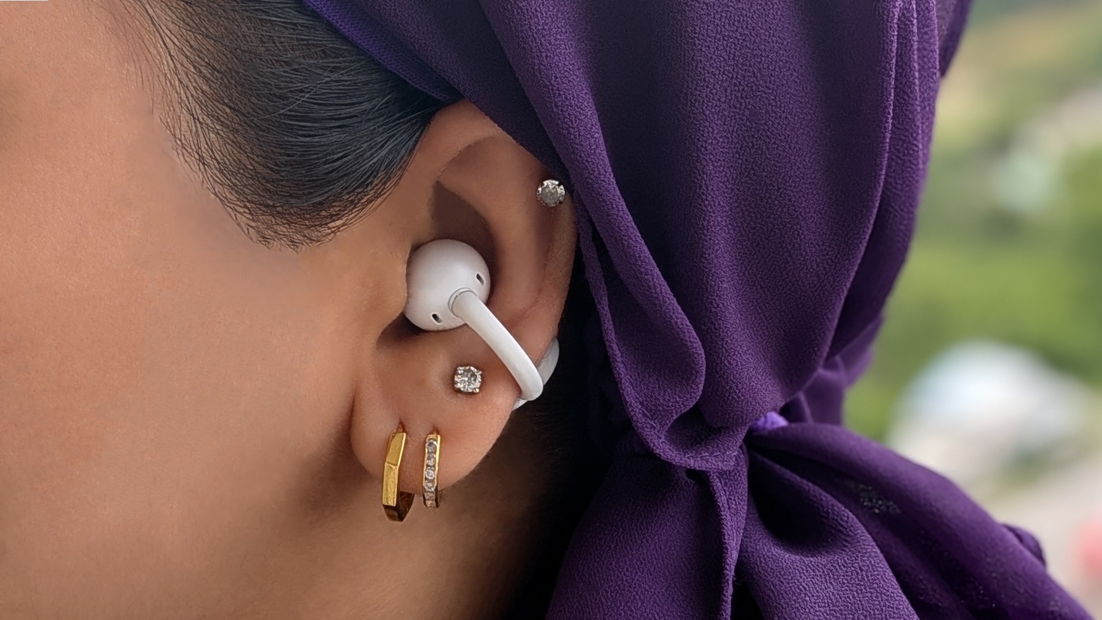 EarFun Clip open-ear earbuds