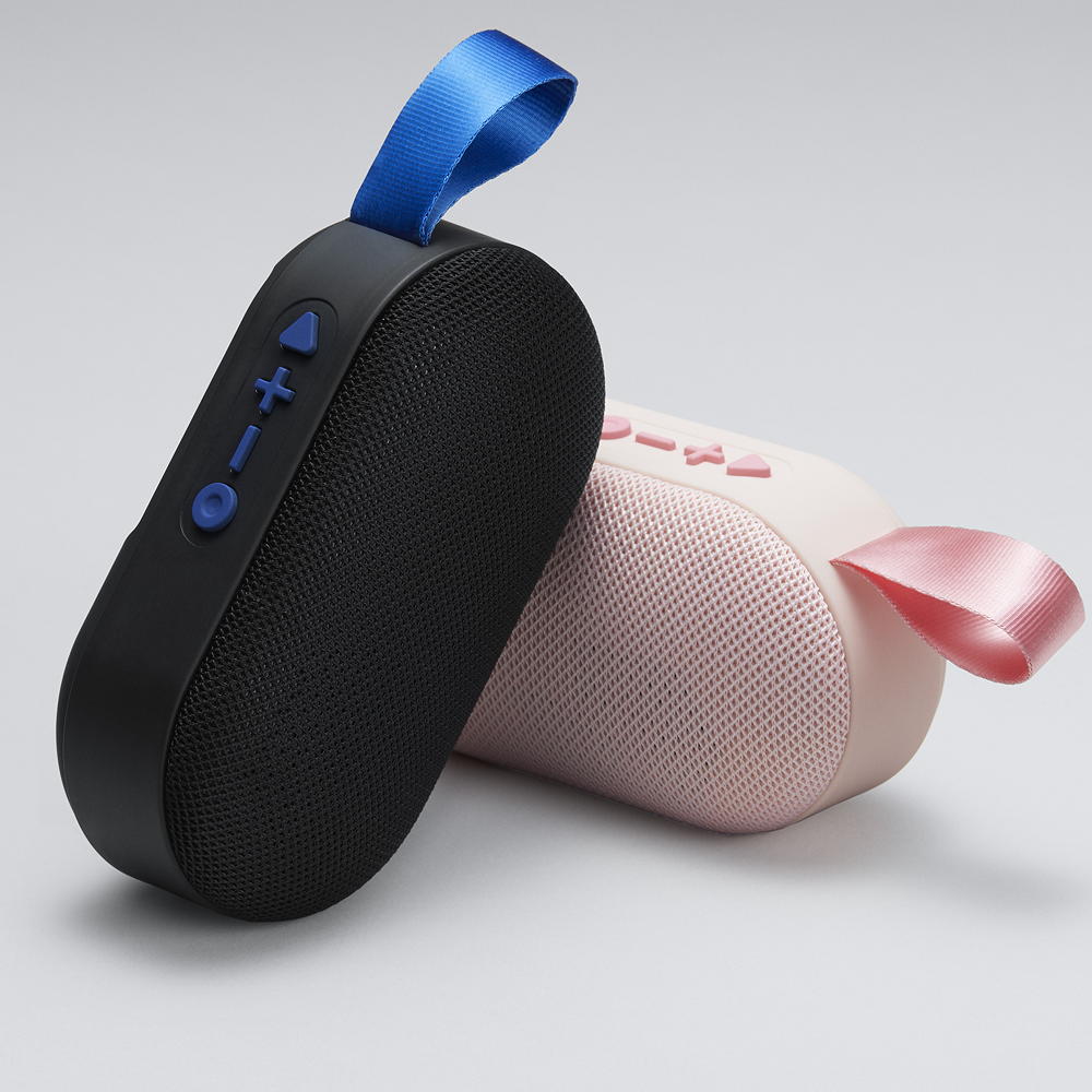 Fabric tab speaker