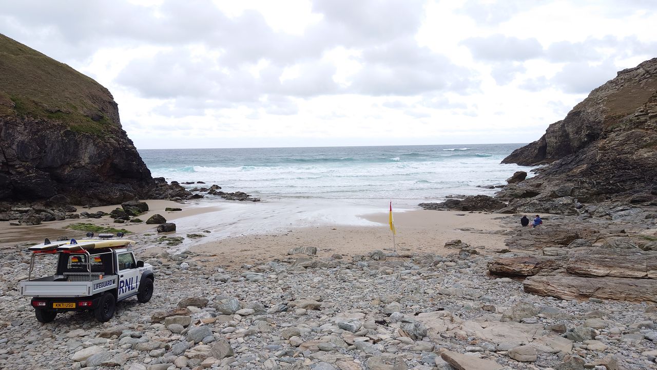 Sony Xperia 1 IV sample shot of beach