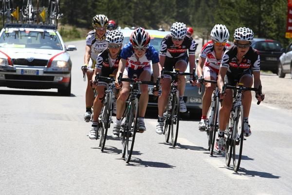 The break group which eventually split before the finish, when Mara Abbott (United States of America National Team) won and Emma Pooley (Cervelo Test Team) took the race lead.