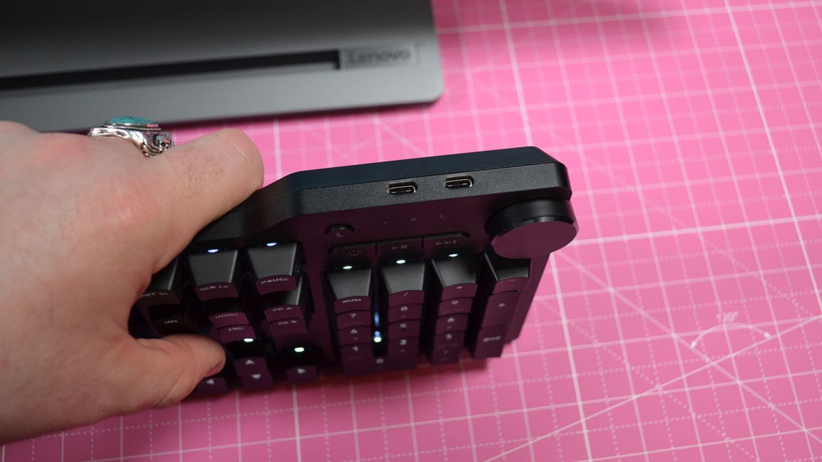 A Das Keyboard 6 Professional on a pink cutting mat