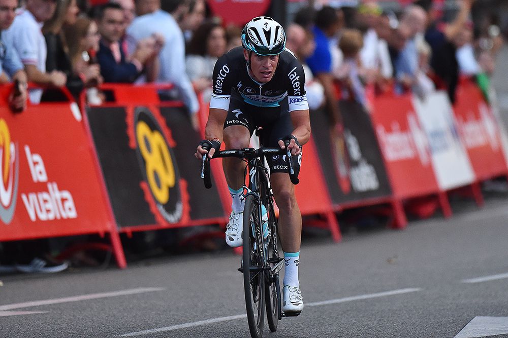 An Etixx-QuickStep riders puts in a late bid in Madrid.
