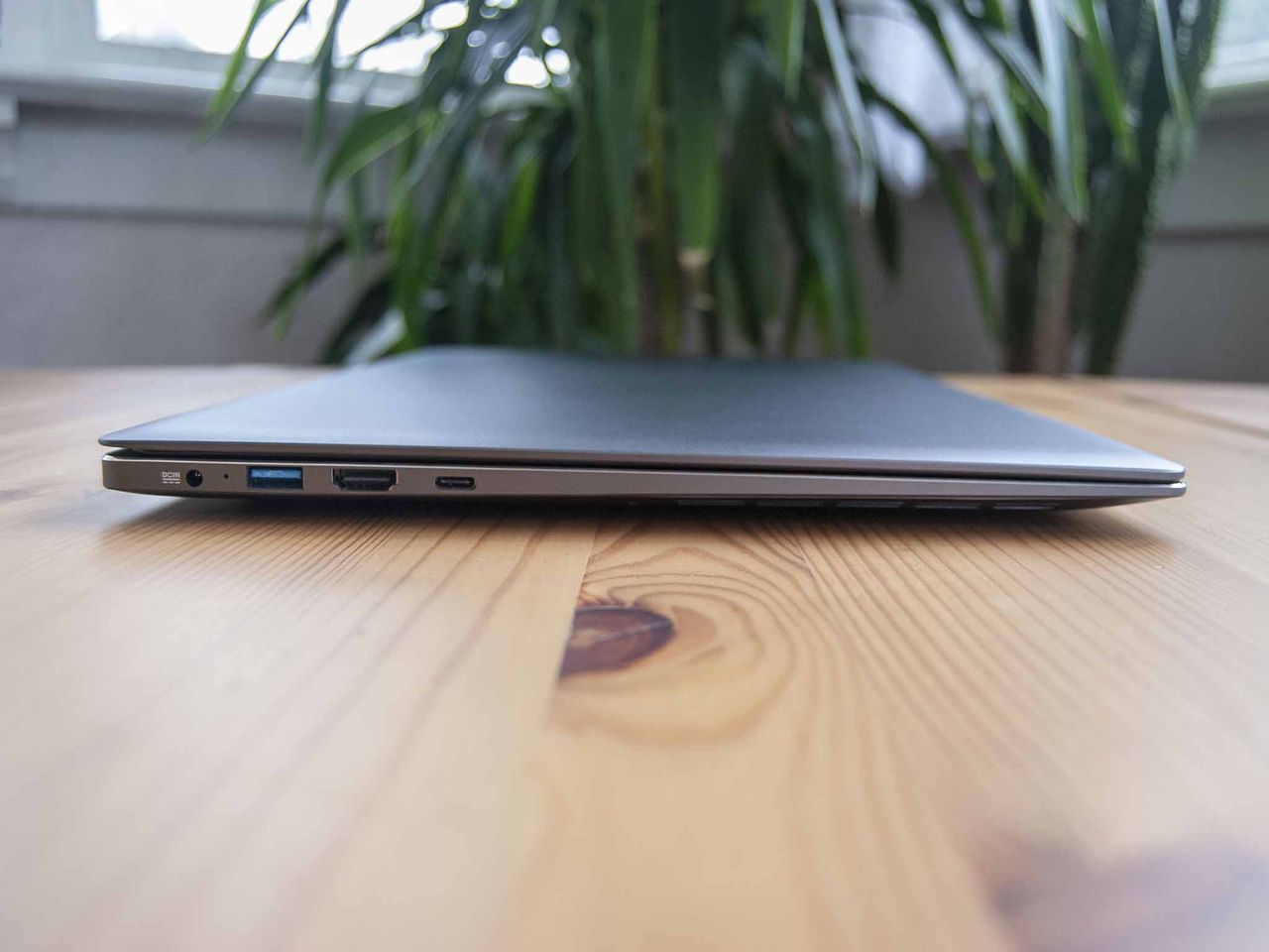 CHUWI AeroBook Pro