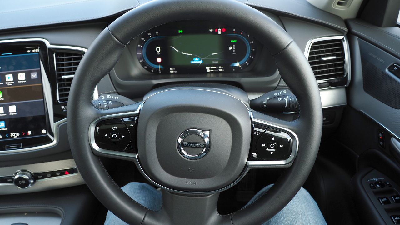 Volvo XC90 Recharge interior