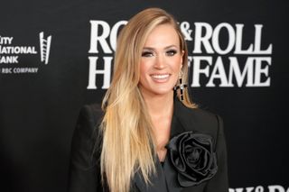 celeb thick hair carrie underwood