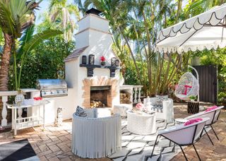palm beach outdoor fireplace area